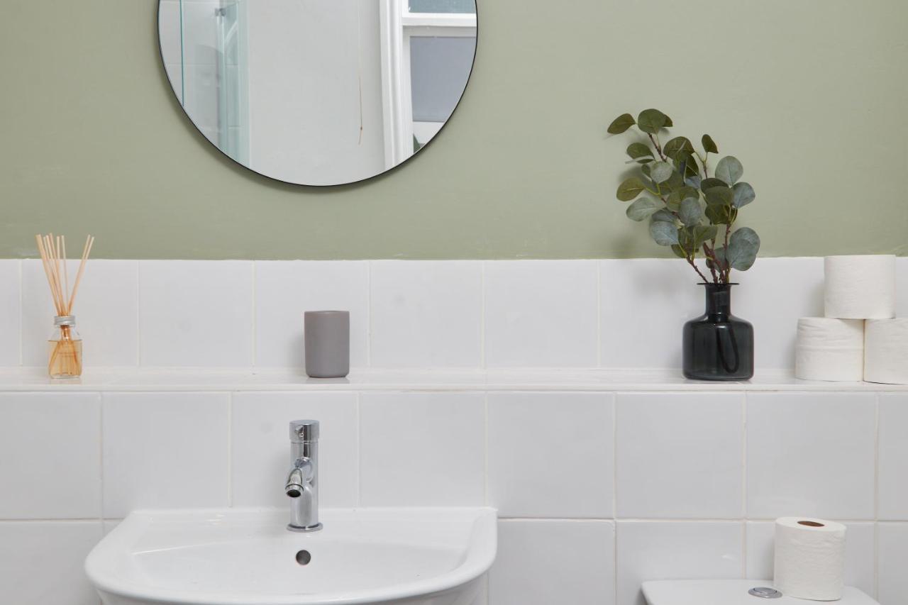 Wonderful Apartment In Bath With Garden - Sleeps 8 Exteriér fotografie